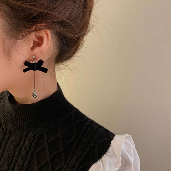 south korea s925 silver needle velvet bow feminine temperament net red new fashion earrings in 2021, Black
south korea s925 silver needle velvet bow feminine temperament net red new fashion earrings in 2021, Black