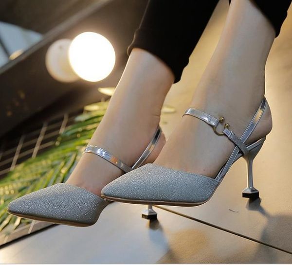 baotou sandals 2021 summer women's shoes word buckle small fresh high-heeled versatile frosted wedding dress, Black
baotou sandals 2021 summer women's shoes word buckle small fresh high-heeled versatile frosted wedding dress, Black