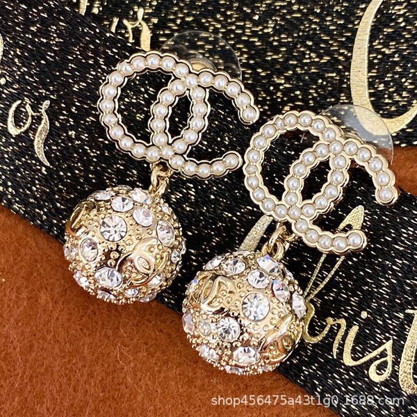 xiaoxiang 21 new diamond studded millet beads crystal ball pendant earrings female letters earrings s925 silver needle, Golden
xiaoxiang 21 new diamond studded millet beads crystal ball pendant earrings female letters earrings s925 silver needle, Golden