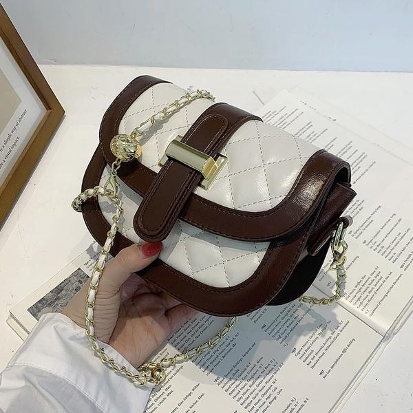 niche design diamond chain bag women 2021 fashion -selling messenger square shoulder width: 20cm bags
niche design diamond chain bag women 2021 fashion -selling messenger square shoulder width: 20cm bags