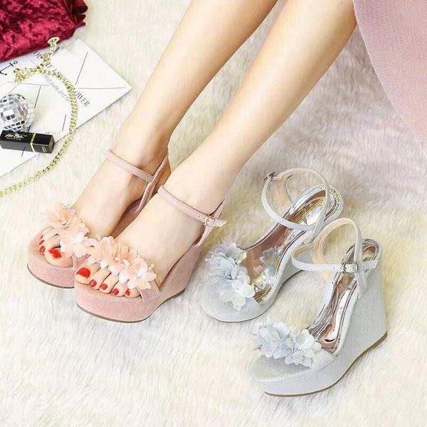 elegant sweet super high heel sandals thick bottom waterproof platform flower wedges heels wild small size womens shoes 32, Black
elegant sweet super high heel sandals thick bottom waterproof platform flower wedges heels wild small size womens shoes 32, Black