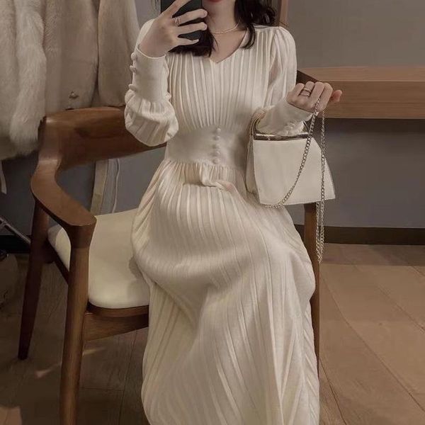 casual dresses women sweater drses 2021 autumn winter vintage a line slim v neck knitting ladies elegant office long robe vestidos, Black;gray
casual dresses women sweater drses 2021 autumn winter vintage a line slim v neck knitting ladies elegant office long robe vestidos, Black;gray