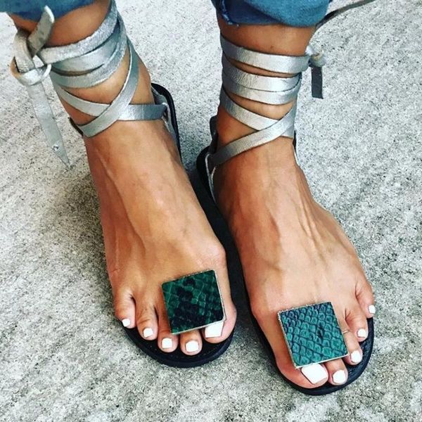 slippers blxqpyt 2021 cross tied sandals women casual shoes summer beach simple flat ladies plus size 34-48 2002, Black
slippers blxqpyt 2021 cross tied sandals women casual shoes summer beach simple flat ladies plus size 34-48 2002, Black
