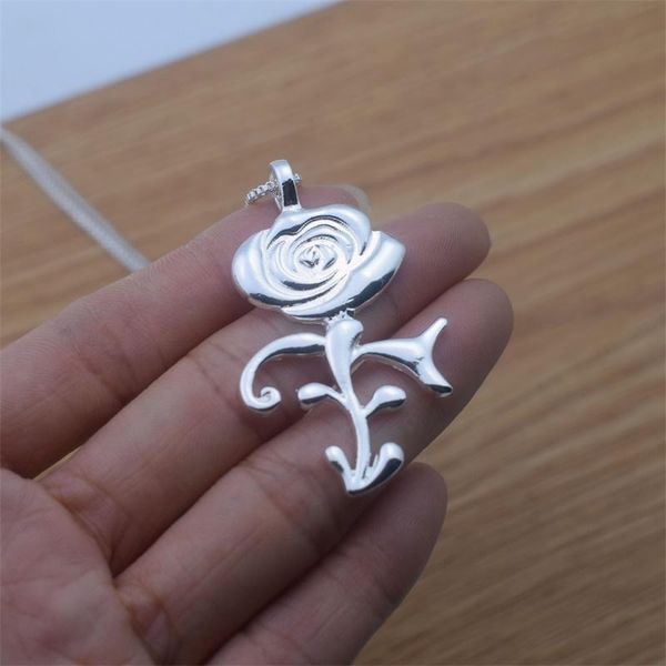 chains romantic rose pendant necklaces silver plated flower jewelry for girl lovers birthday gift
chains romantic rose pendant necklaces silver plated flower jewelry for girl lovers birthday gift