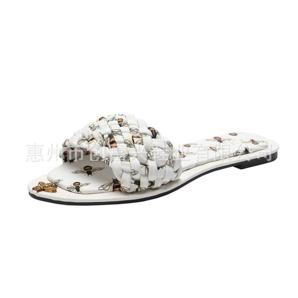 women's shoes slippers summer bee metal buckle decoration one-line woven outdoor fashion flat-bottomed, Black
women's shoes slippers summer bee metal buckle decoration one-line woven outdoor fashion flat-bottomed, Black