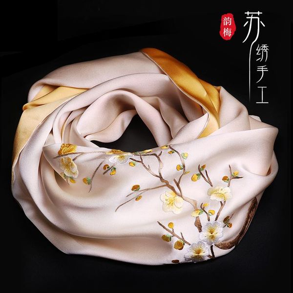scarves silk brocade floor mulberry middle-aged female winter embroidery mother shawl, Blue;gray
scarves silk brocade floor mulberry middle-aged female winter embroidery mother shawl, Blue;gray