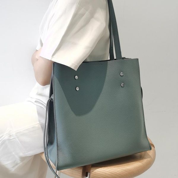 evening bags 100% genuine leather women handbags designer fashion lady high capacity casual tote shoulder bag bolsa handbag
evening bags 100% genuine leather women handbags designer fashion lady high capacity casual tote shoulder bag bolsa handbag