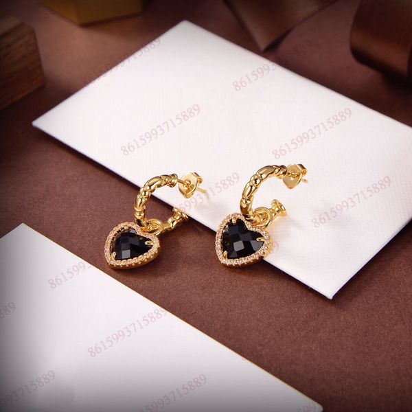 gold and black diamond earrings preclous new women earrings brass material plating 18k gold high-end charm women earring new fashion jewelry, Golden
gold and black diamond earrings preclous new women earrings brass material plating 18k gold high-end charm women earring new fashion jewelry, Golden