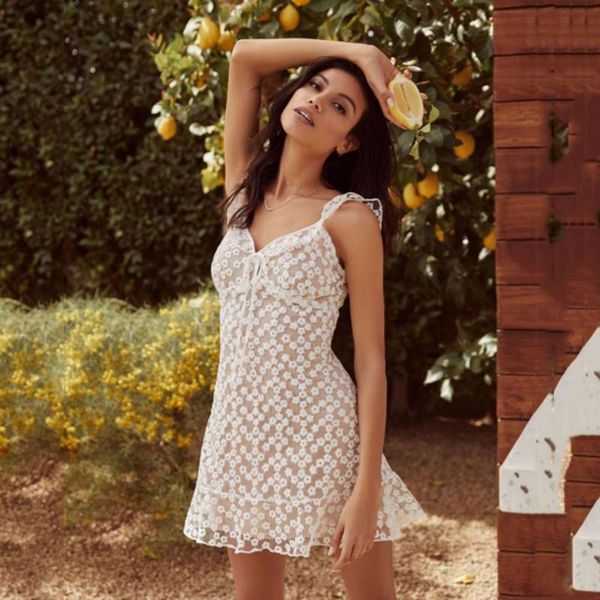 casual dresses 2021 lace mini elegant solid woman short bodycon dress slim party sleeveless holiday summer clothing, Black;gray
casual dresses 2021 lace mini elegant solid woman short bodycon dress slim party sleeveless holiday summer clothing, Black;gray