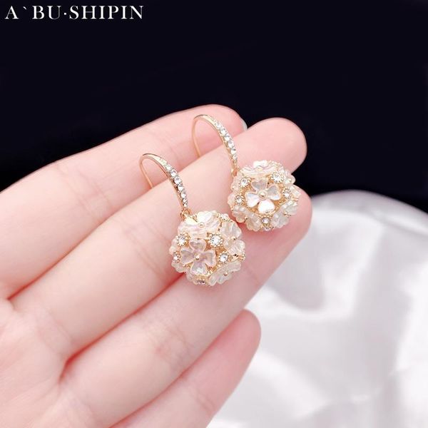 dangle & chandelier fashion round bouquet flower zircon drop earrings for women, Silver
dangle & chandelier fashion round bouquet flower zircon drop earrings for women, Silver