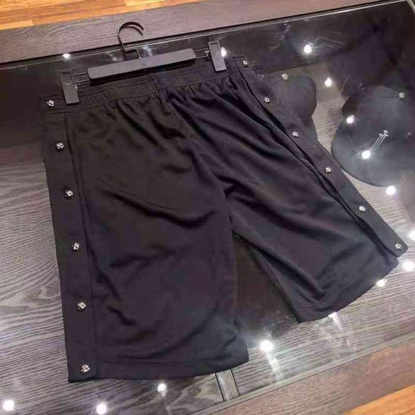 hardware brand summer fashion spring cross and new button crosin beach casual cotton shorts sanskrit print men, White;black
hardware brand summer fashion spring cross and new button crosin beach casual cotton shorts sanskrit print men, White;black
