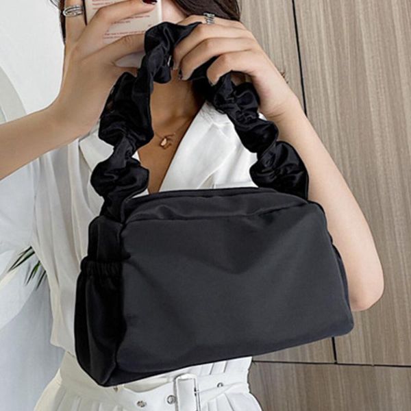 fashion pleated handle women's shoulder bag folded handbags casual solid color nylon clutch bags for women cross body
fashion pleated handle women's shoulder bag folded handbags casual solid color nylon clutch bags for women cross body