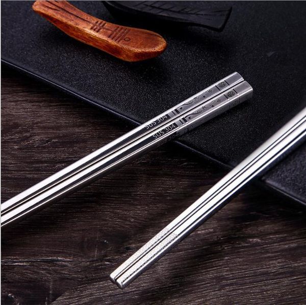 chopsticks plum blossom pattern 304 stainless steel 23.5cm square laser anti-scalding anti-skid for household el tableware
chopsticks plum blossom pattern 304 stainless steel 23.5cm square laser anti-scalding anti-skid for household el tableware