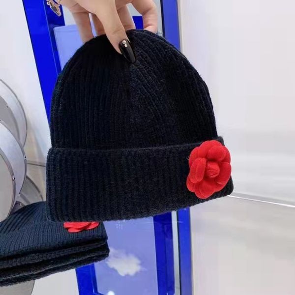 2021 women designer black beanie cable chunky knit snapback winter caps hats women beanies with red camellia warm girl cap c025, Blue;gray
2021 women designer black beanie cable chunky knit snapback winter caps hats women beanies with red camellia warm girl cap c025, Blue;gray