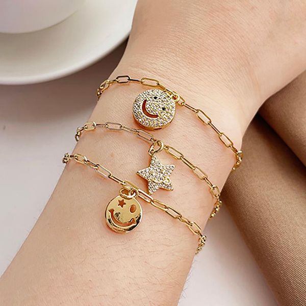 charm bracelets 2021 fashion gold singlelayer zircon crystal for women elegance star simle pendant bracelet wedding jewelry, Golden;silver
charm bracelets 2021 fashion gold singlelayer zircon crystal for women elegance star simle pendant bracelet wedding jewelry, Golden;silver