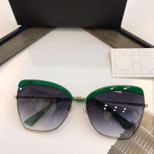 fashionable sun frames summer brand designer men's sunglasses fashion anti-blue light full frame flat mirror decorative glasses with or, Black
fashionable sun frames summer brand designer men's sunglasses fashion anti-blue light full frame flat mirror decorative glasses with or, Black