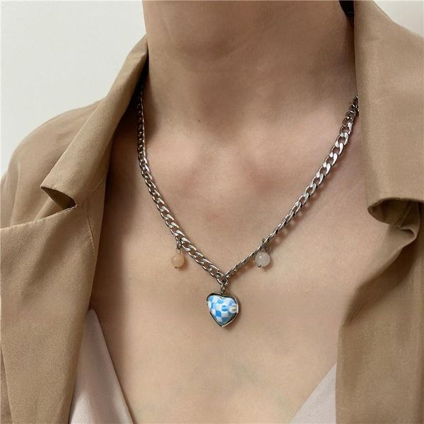 pendant necklaces vsnow vintage black blue white grid contrast color necklace for women fashion love heart chain beaded jewelry, Silver
pendant necklaces vsnow vintage black blue white grid contrast color necklace for women fashion love heart chain beaded jewelry, Silver