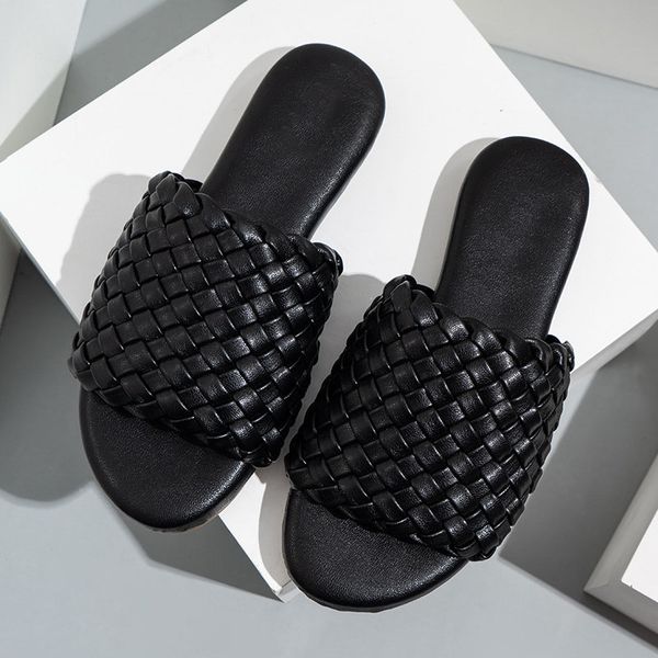 2021 women slippers new fashion solid color thick bottom flat heel ladies sandals pu woven casual open toe woman outdoor shoes, Black
2021 women slippers new fashion solid color thick bottom flat heel ladies sandals pu woven casual open toe woman outdoor shoes, Black