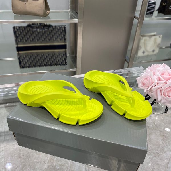 2021 men's women's flip flop slippers sandals designer shoes luxury slippery summer fashion wide smooth and thick sandalss, Black
2021 men's women's flip flop slippers sandals designer shoes luxury slippery summer fashion wide smooth and thick sandalss, Black
