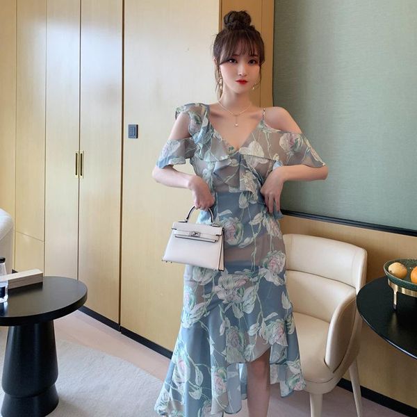 summer high-end women dresses elegant spaghetti strap vacation dress lady print vintage chiffon asymmetrical casual, Black;gray
summer high-end women dresses elegant spaghetti strap vacation dress lady print vintage chiffon asymmetrical casual, Black;gray