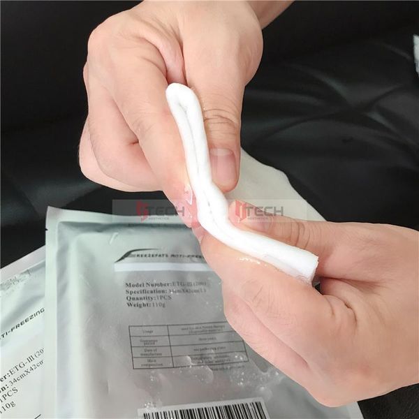3 sizes cryo pad antie membranes anti e membrane for cryolipolysis machine 110g 34cmx42cm,70g 27cmx30cm,60g 22cmx24cm with msds ce
3 sizes cryo pad antie membranes anti e membrane for cryolipolysis machine 110g 34cmx42cm,70g 27cmx30cm,60g 22cmx24cm with msds ce
