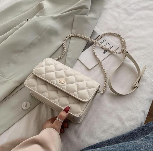 2021 lingge chain small bag female fashion all-match casual outdoor square messengerbag one-shoulder handbag
2021 lingge chain small bag female fashion all-match casual outdoor square messengerbag one-shoulder handbag