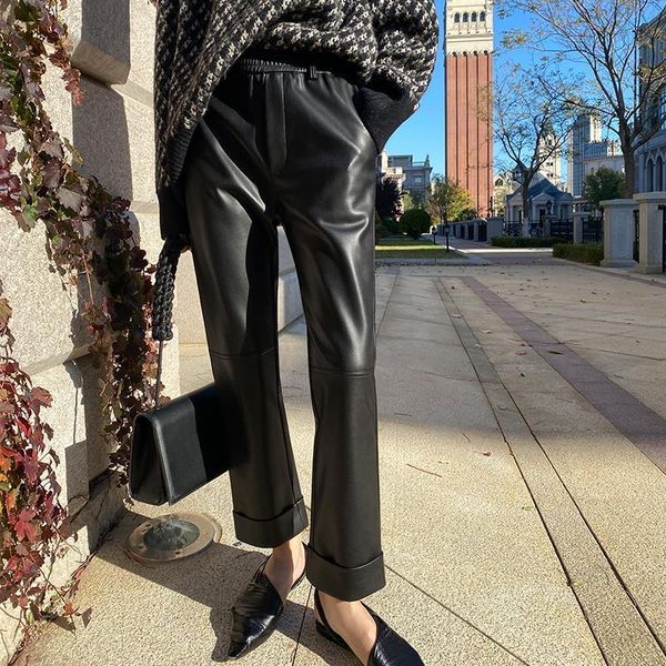 women's pants & capris high waist splice loose faux leather pant women autumn winter solid drawstring pu trousers straight female, Black;white
women's pants & capris high waist splice loose faux leather pant women autumn winter solid drawstring pu trousers straight female, Black;white
