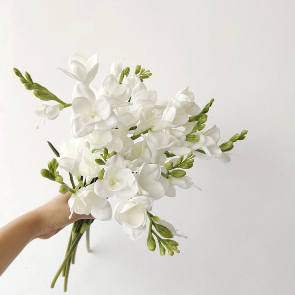 decorative flowers & wreaths super high simulation flower export double head small feel rose american style quality fake
decorative flowers & wreaths super high simulation flower export double head small feel rose american style quality fake