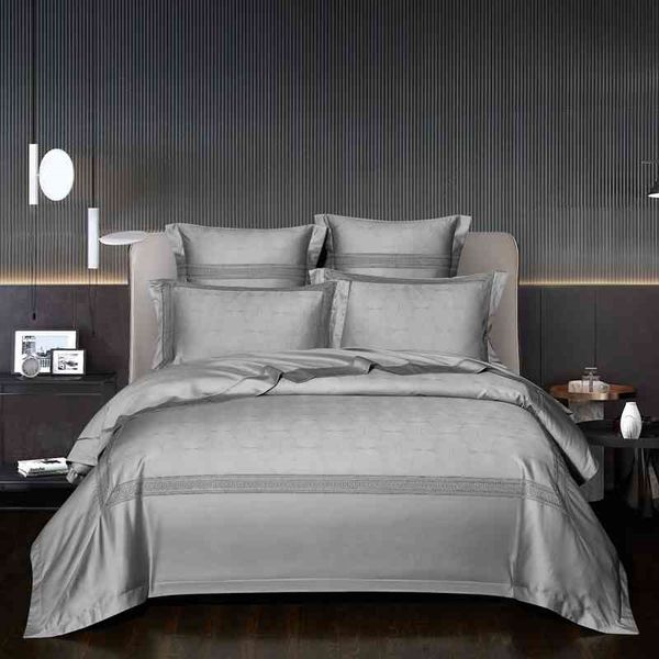 4pcs solid color grey silver duvet cover sheet luxury jacquard egyptian cotton soft bedding king size bed set
4pcs solid color grey silver duvet cover sheet luxury jacquard egyptian cotton soft bedding king size bed set
