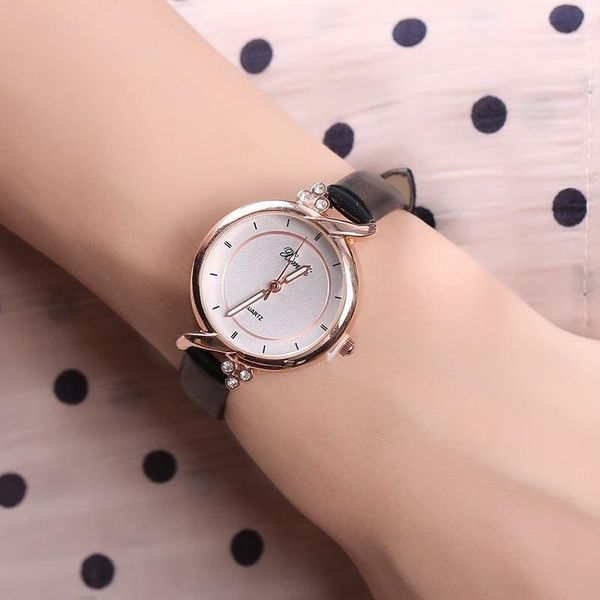wristwatches luxury joom spell of taobao sell like cakes watches for women set auger and contracted belt quartz watch, Slivery;brown
wristwatches luxury joom spell of taobao sell like cakes watches for women set auger and contracted belt quartz watch, Slivery;brown