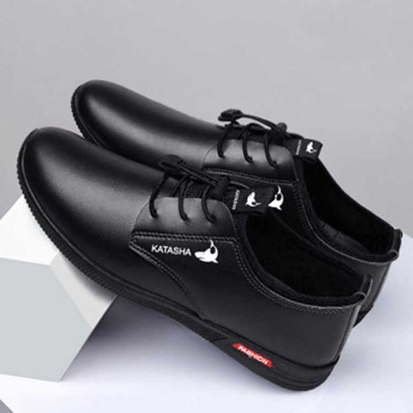 autumn 2021 designer leather shoes men's korean versatile business english dress breathabletraining sneakers
autumn 2021 designer leather shoes men's korean versatile business english dress breathabletraining sneakers