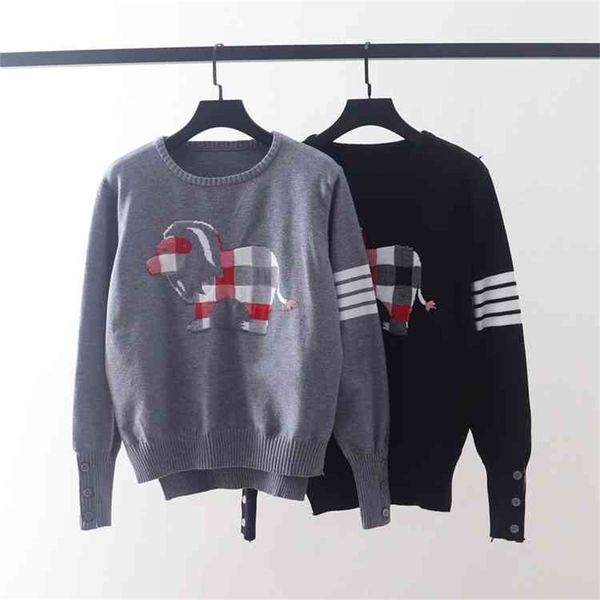 autumn winter new stripe four bar jacquard pattern short front and back long round neck sleeve sweater, White
autumn winter new stripe four bar jacquard pattern short front and back long round neck sleeve sweater, White