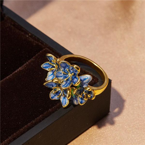 wedding rings classic fashion luxury blue petal flower ring female romantic charm accessories valentine's day jewelry gift wholesale, Slivery;golden
wedding rings classic fashion luxury blue petal flower ring female romantic charm accessories valentine's day jewelry gift wholesale, Slivery;golden