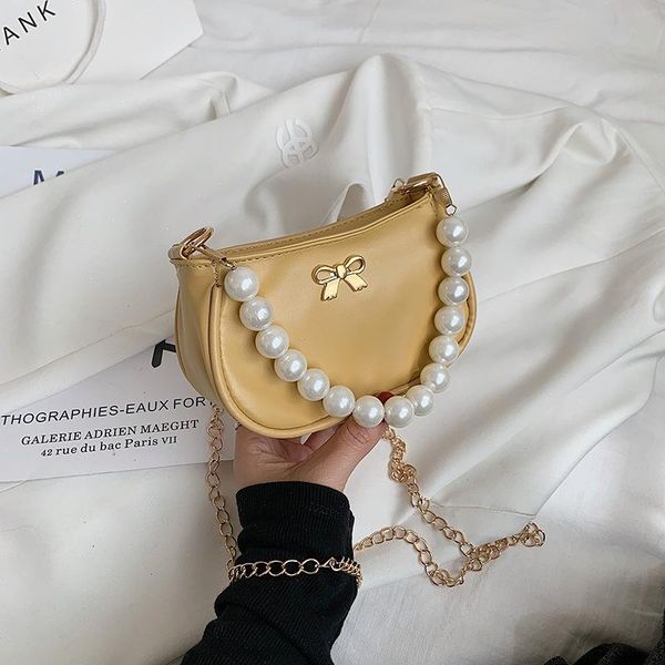 duffel bags pearl small bag female summer 2021 retro fashion chain shoulder solid color western style messenger
duffel bags pearl small bag female summer 2021 retro fashion chain shoulder solid color western style messenger
