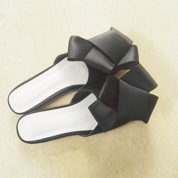 slippers winter wonen mules outside big butterfly-knot shoes flat with round toe us size, Black
slippers winter wonen mules outside big butterfly-knot shoes flat with round toe us size, Black