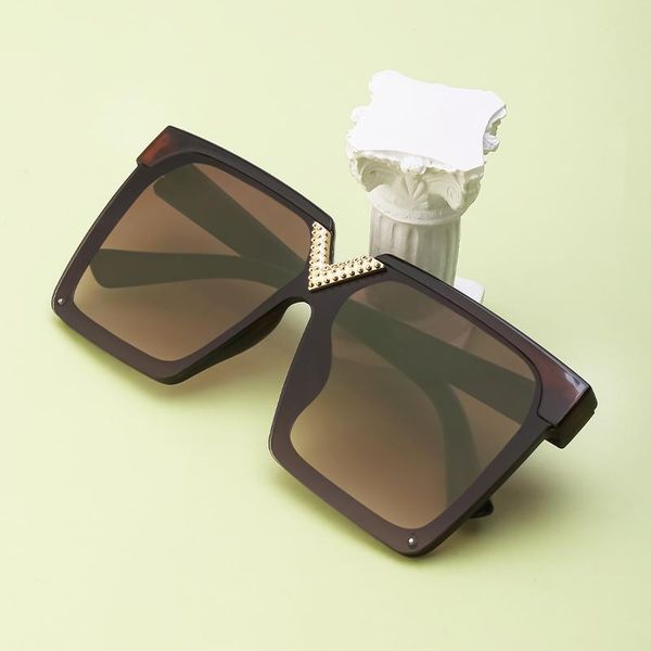sunglasses gradient multicolor large square frame personalized fashion men women brand designer outdoor sports driving glasses, White;black
sunglasses gradient multicolor large square frame personalized fashion men women brand designer outdoor sports driving glasses, White;black