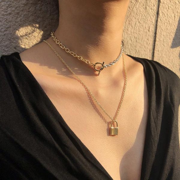 pendant necklaces fashion gold silver color mixed stitching metal rope chain lock necklace for women female 2021 vintage multilevel jewely
pendant necklaces fashion gold silver color mixed stitching metal rope chain lock necklace for women female 2021 vintage multilevel jewely