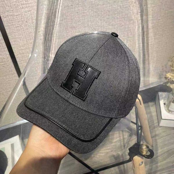 winter british hat men's letter duck tongue fashion versatile children's baseball cap and wo autumn winter, Blue;gray
winter british hat men's letter duck tongue fashion versatile children's baseball cap and wo autumn winter, Blue;gray