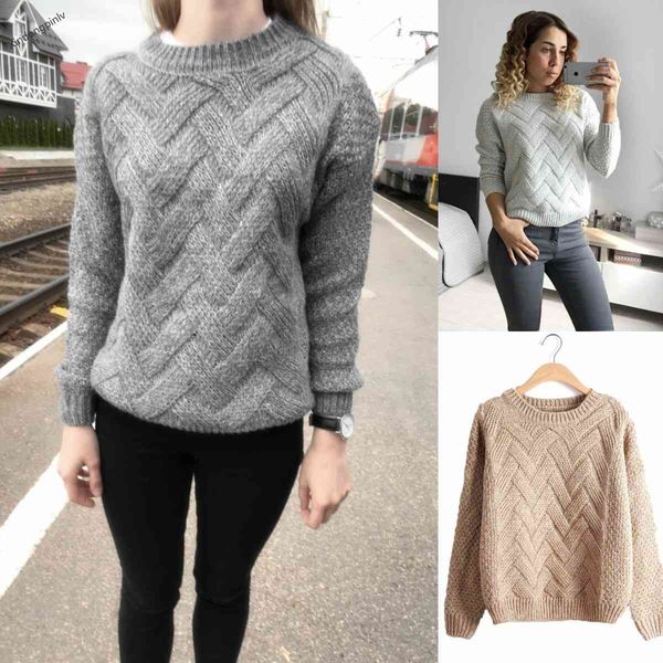 fashion sweater fine woolen round neck women's in autumn and winter of 2021, White;black
fashion sweater fine woolen round neck women's in autumn and winter of 2021, White;black