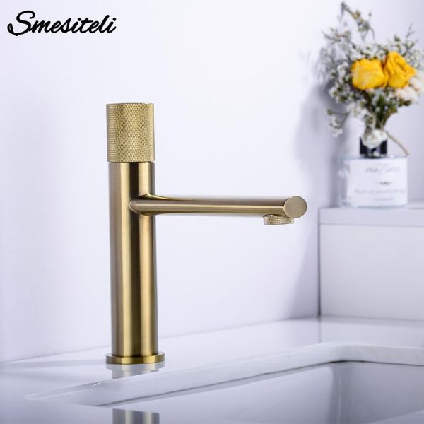 bathroom sink faucets brass golden deck mounted single hole handle cold mixer tap basin faucet vanity water tapware
bathroom sink faucets brass golden deck mounted single hole handle cold mixer tap basin faucet vanity water tapware