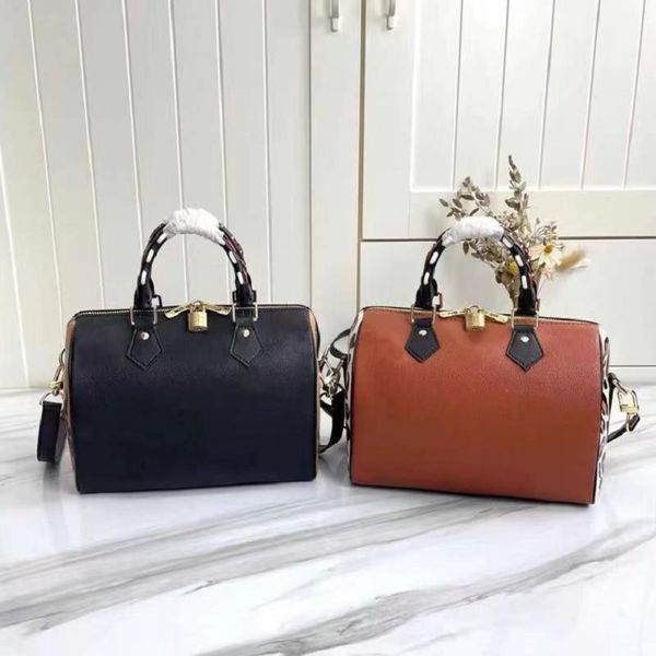 classic luxury designer totes leopard handbag shoulder bags women handbags purse shopping bag ship
classic luxury designer totes leopard handbag shoulder bags women handbags purse shopping bag ship