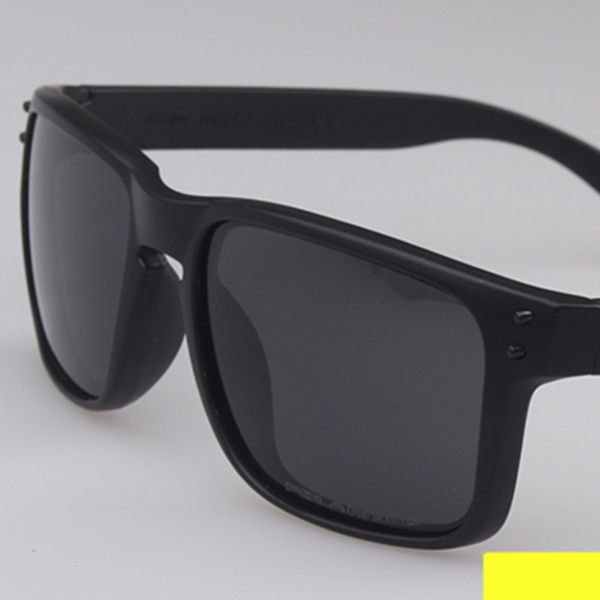 polarized lens brand sunglasses fashion designer sun glasses uv400 protection eyewear eyeglasses 10 color, White;black
polarized lens brand sunglasses fashion designer sun glasses uv400 protection eyewear eyeglasses 10 color, White;black