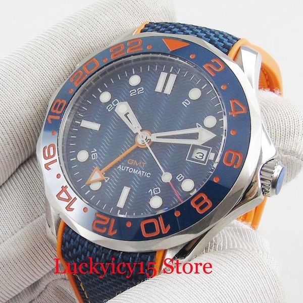 41mm blue dial car date automatic gentlemen watch with sapphire crystal rubber strap, Slivery;brown
41mm blue dial car date automatic gentlemen watch with sapphire crystal rubber strap, Slivery;brown
