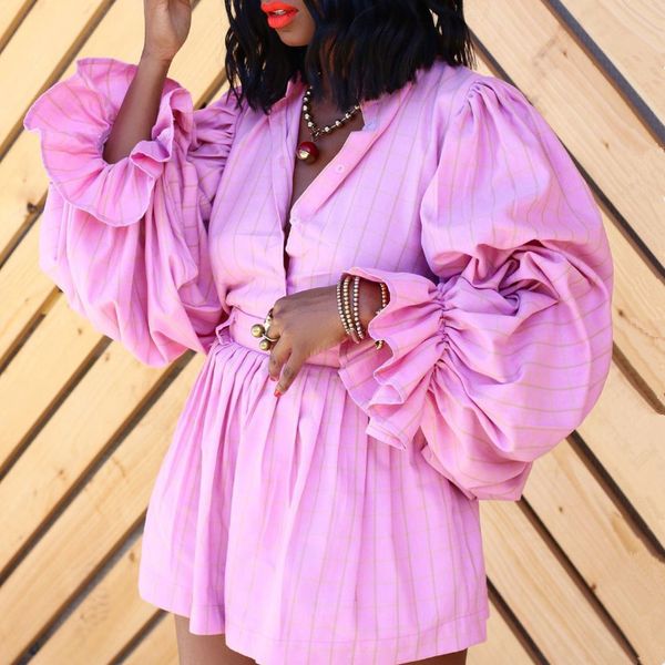 women two pieces set shirt blouse long lantern sleeves button up with shorts elastic waist spring summer fashion suits 210416, White
women two pieces set shirt blouse long lantern sleeves button up with shorts elastic waist spring summer fashion suits 210416, White