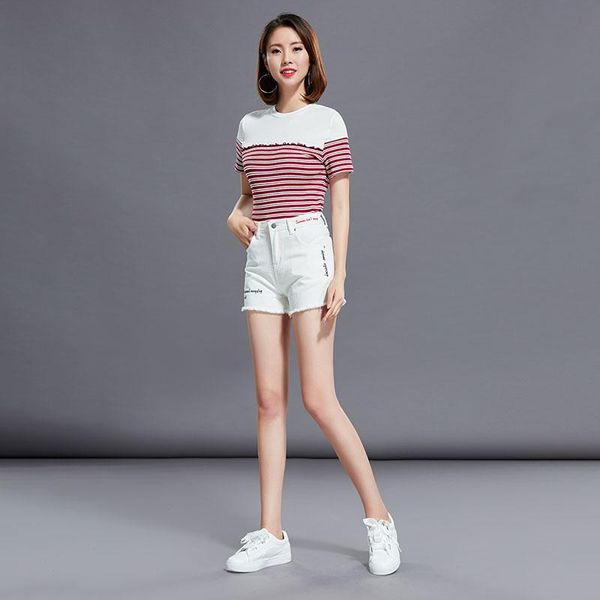 women's shorts white jeans female spring and autumn 2021 korean version loose wool edge letter embroidery, White;black
women's shorts white jeans female spring and autumn 2021 korean version loose wool edge letter embroidery, White;black