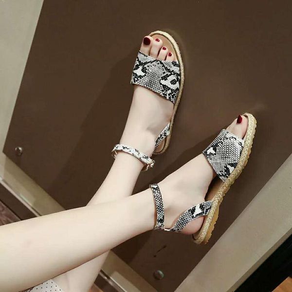 leisure rome flat sandals leopard buckle strap beach shoes ankle front rear summer sandale femme 2021, Black
leisure rome flat sandals leopard buckle strap beach shoes ankle front rear summer sandale femme 2021, Black