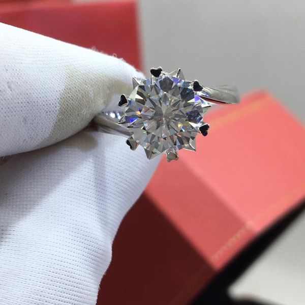 cluster rings inbeaut excellent cut pass diamond test 2 ct d color moissanite romantic heart claw ring arrival wedding jewelry, Golden;silver
cluster rings inbeaut excellent cut pass diamond test 2 ct d color moissanite romantic heart claw ring arrival wedding jewelry, Golden;silver