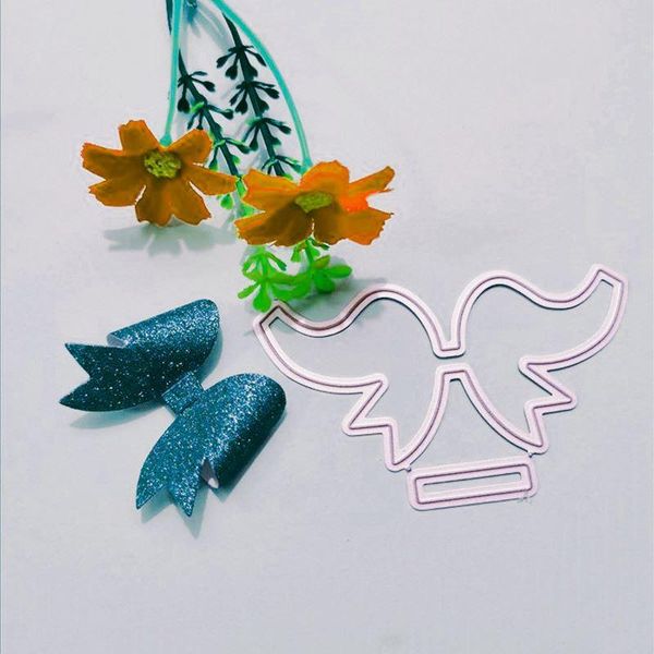 painting supplies lady, headdress. bow metal cutting dies for diy scrapbooking paper cards decorative crafts embossing die cuts
painting supplies lady, headdress. bow metal cutting dies for diy scrapbooking paper cards decorative crafts embossing die cuts