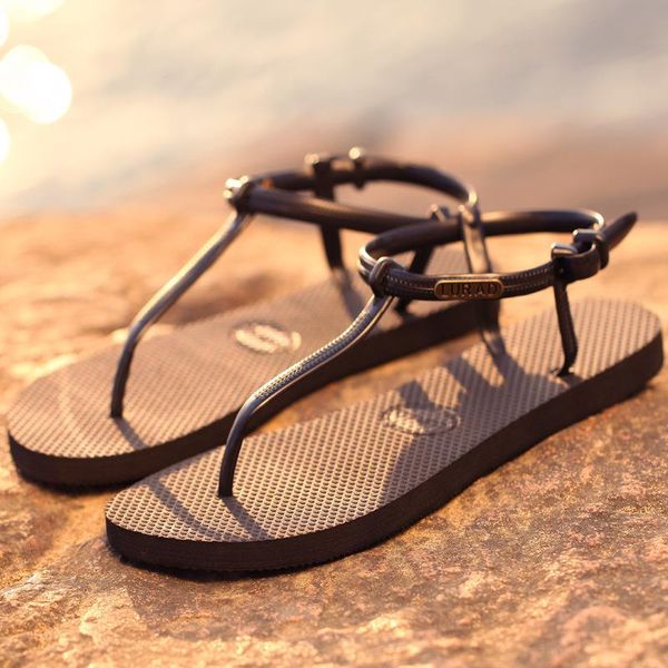 simple non-slip iron plate flat bottom women flip flops summer student roman sandals toe and slippers, Black
simple non-slip iron plate flat bottom women flip flops summer student roman sandals toe and slippers, Black