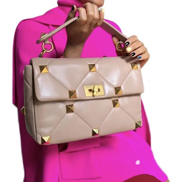 nuleez brand handbag female golden rivet luxury flap bag with cross-body chains european style ladies favorite gift
nuleez brand handbag female golden rivet luxury flap bag with cross-body chains european style ladies favorite gift